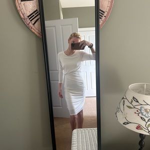 Velvet by Graham and Spencer Dress⭐️